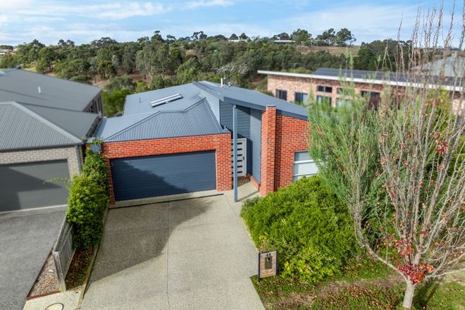 Picture of 44 Willowbrae Way, BANNOCKBURN VIC 3331