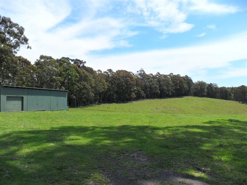 1717a The Lakes Way, Bungwahl NSW 2423, Image 0