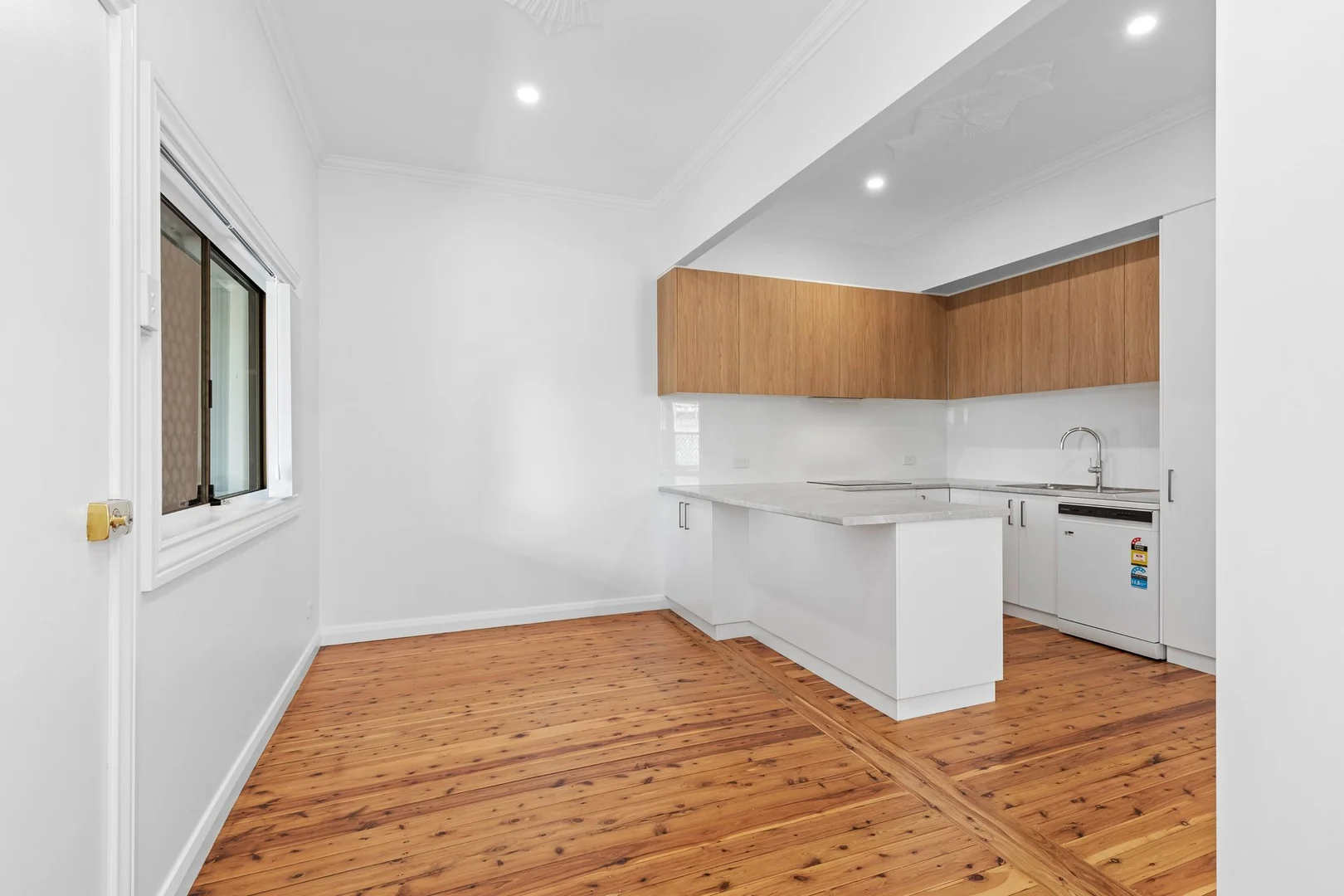 Additional image 5 of 303 Charlestown Road, Charlestown NSW 2290