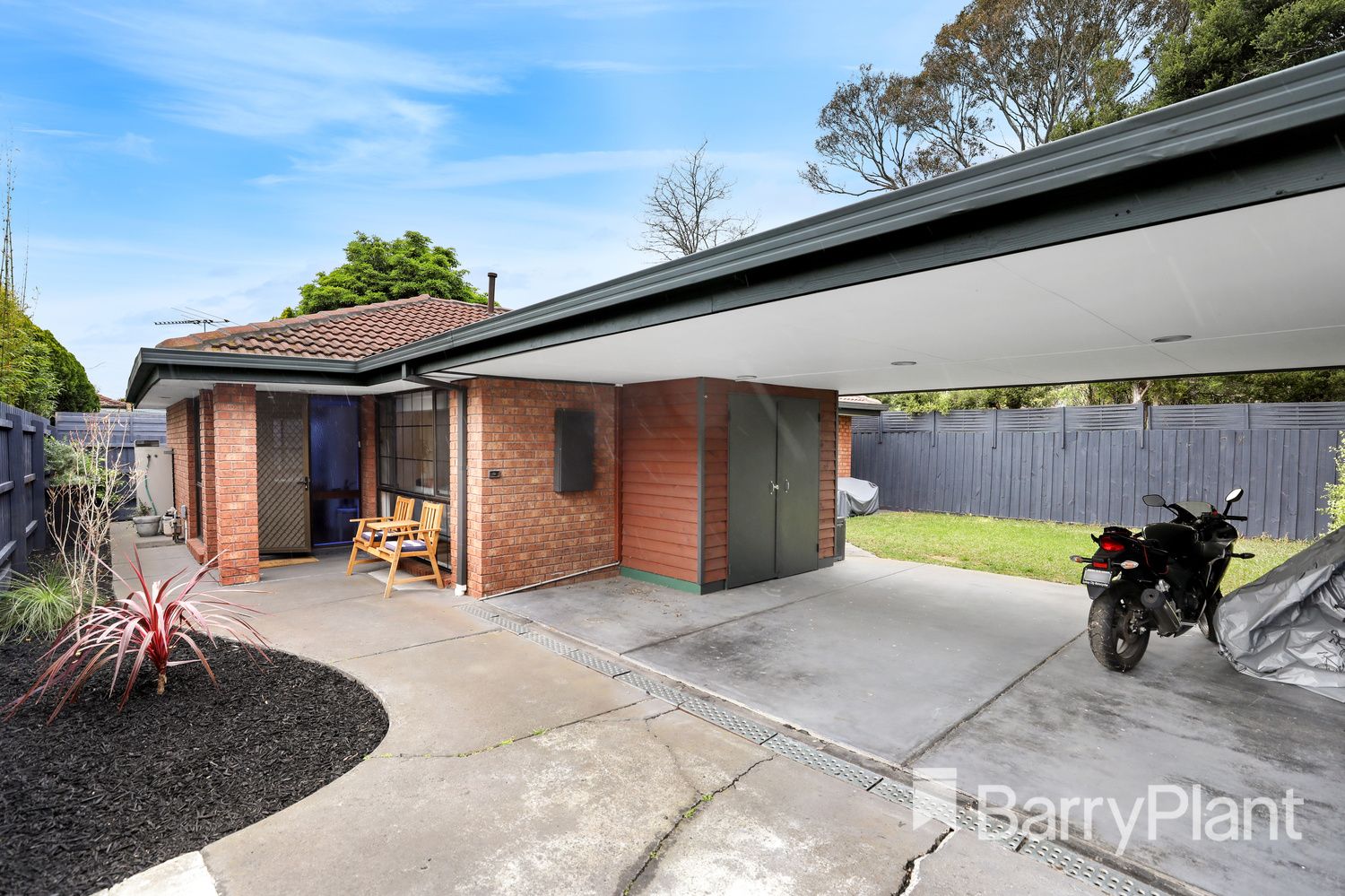 2 bedrooms House in 2/56 White Street MORDIALLOC VIC, 3195