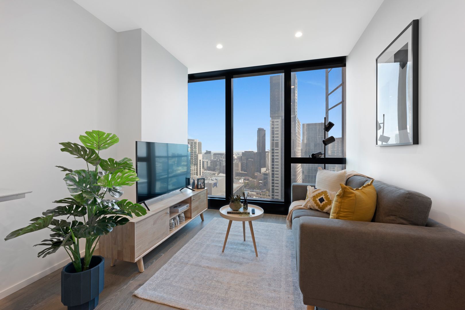 1 bedrooms Apartment / Unit / Flat in 5817/70 Southbank Boulevard SOUTHBANK VIC, 3006