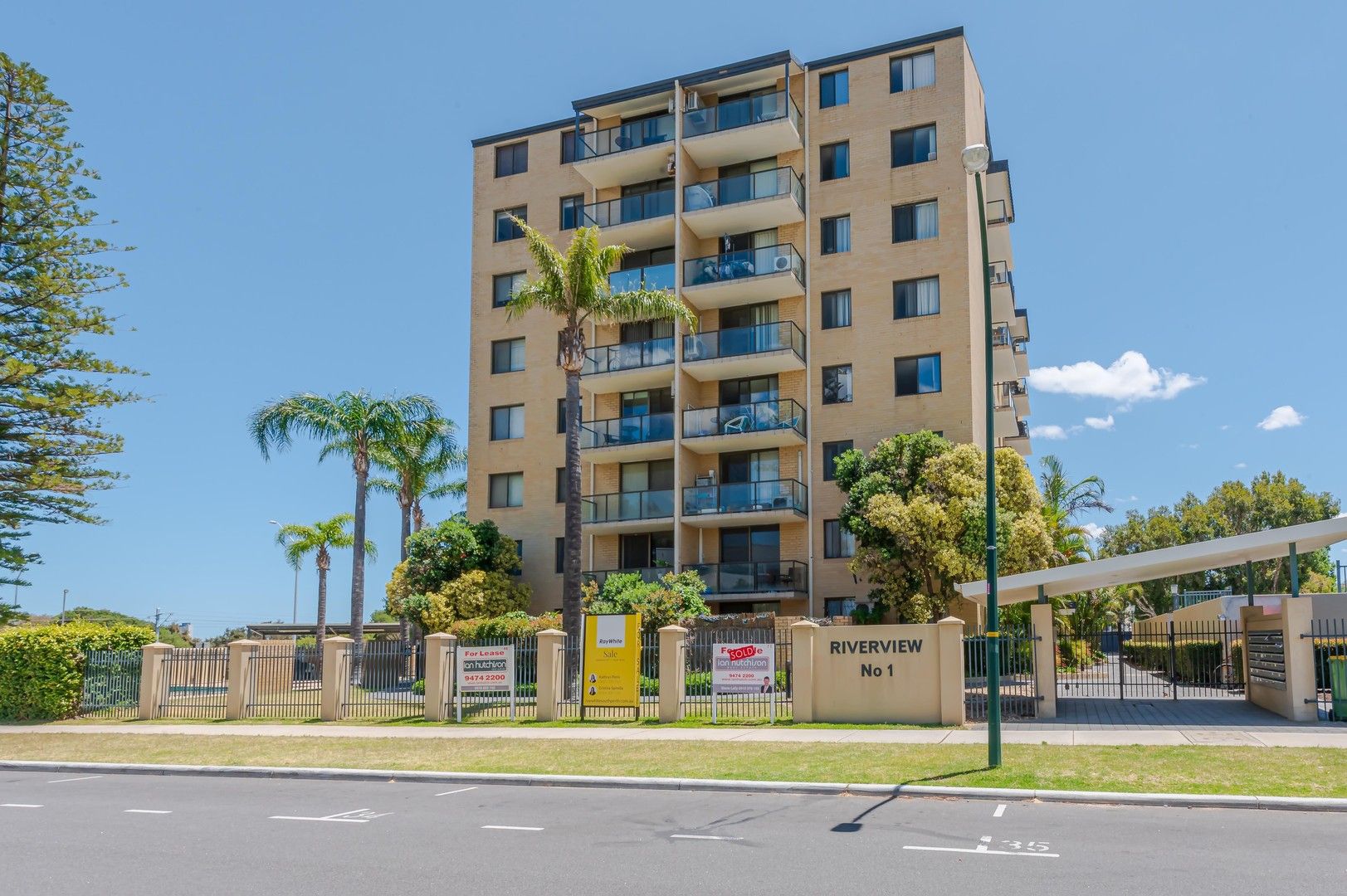 2 bedrooms Apartment / Unit / Flat in 33/1 Hardy Street SOUTH PERTH WA, 6151