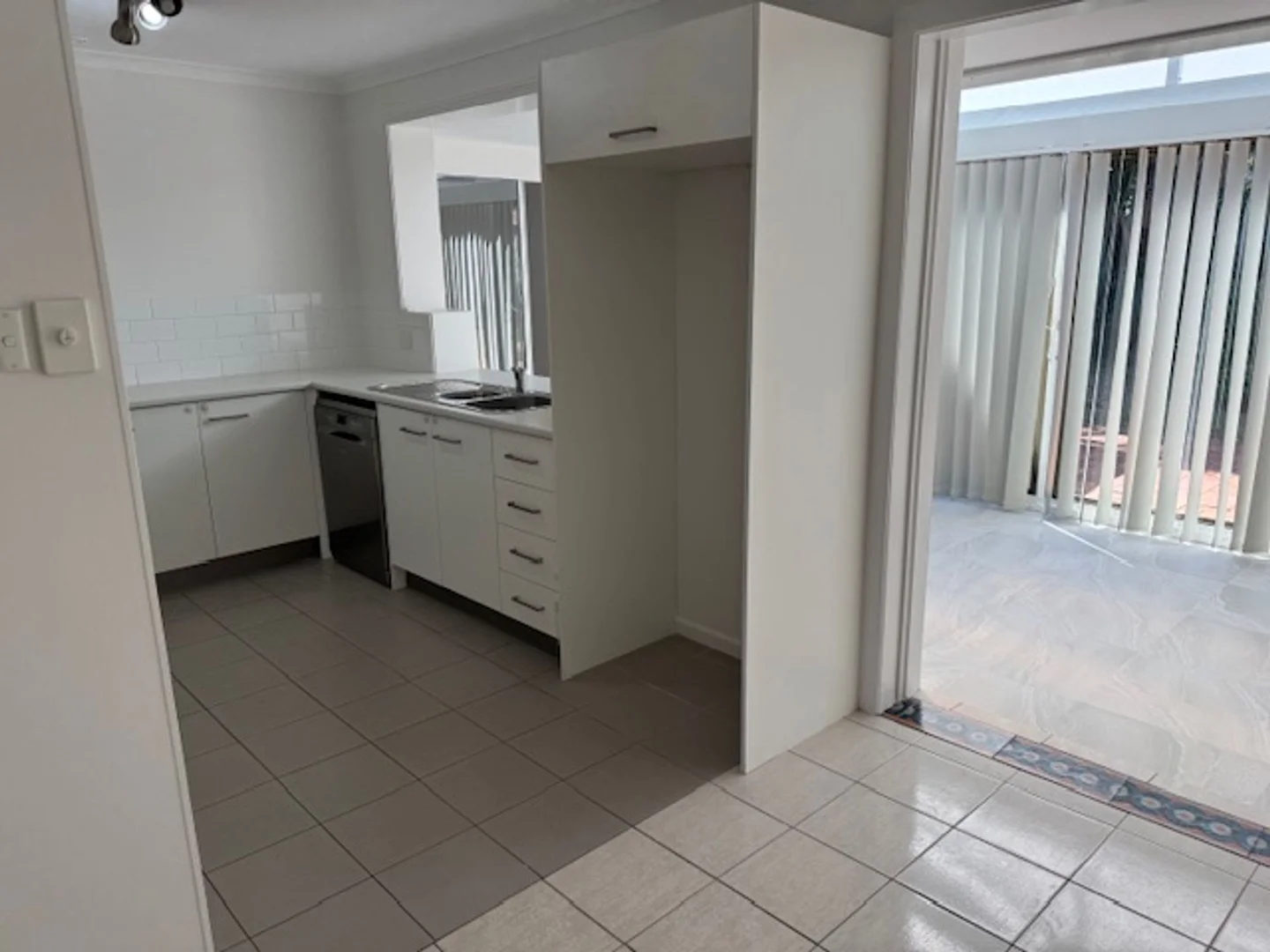 Additional image 12 of 59 Kalimna Drive, Broadbeach Waters QLD 4218