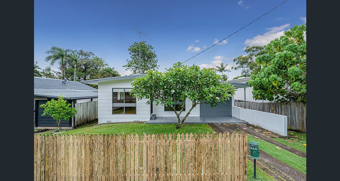 23 Oloway Crescent, Alexandra Headland Property History & Address