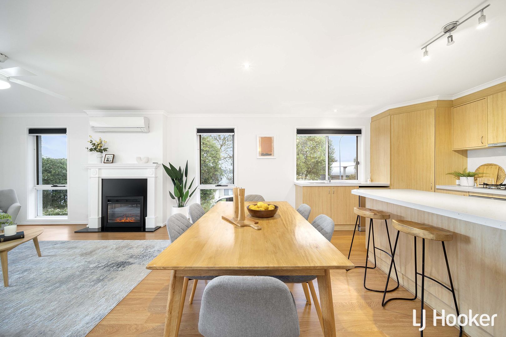 104 Hugh Mckay Crescent, Dunlop ACT 2615, Image 2