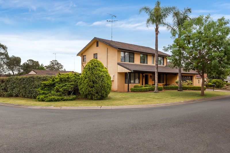 6 Thompson Place, Camden South NSW 2570, Image 2
