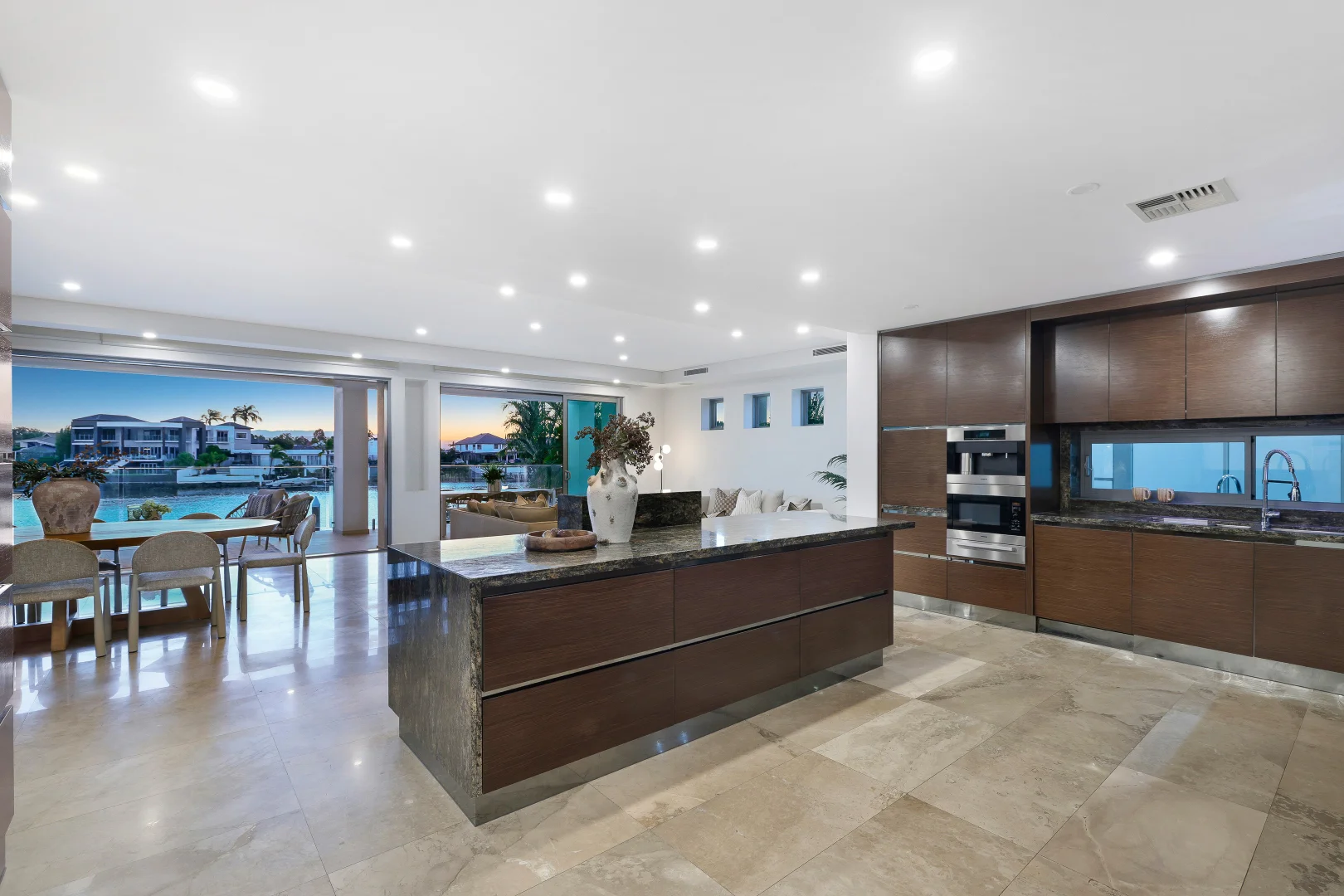 Additional image 8 of 57 Sir Bruce Small Boulevard, Benowa Waters QLD 4217