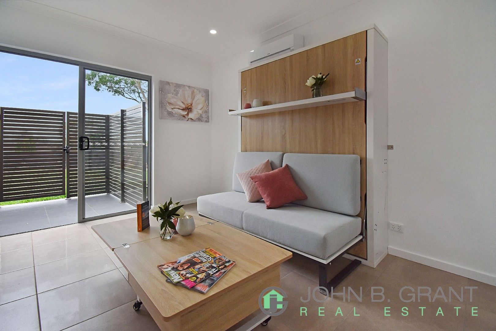 Studio in 536 Woodville Road, GUILDFORD NSW, 2161