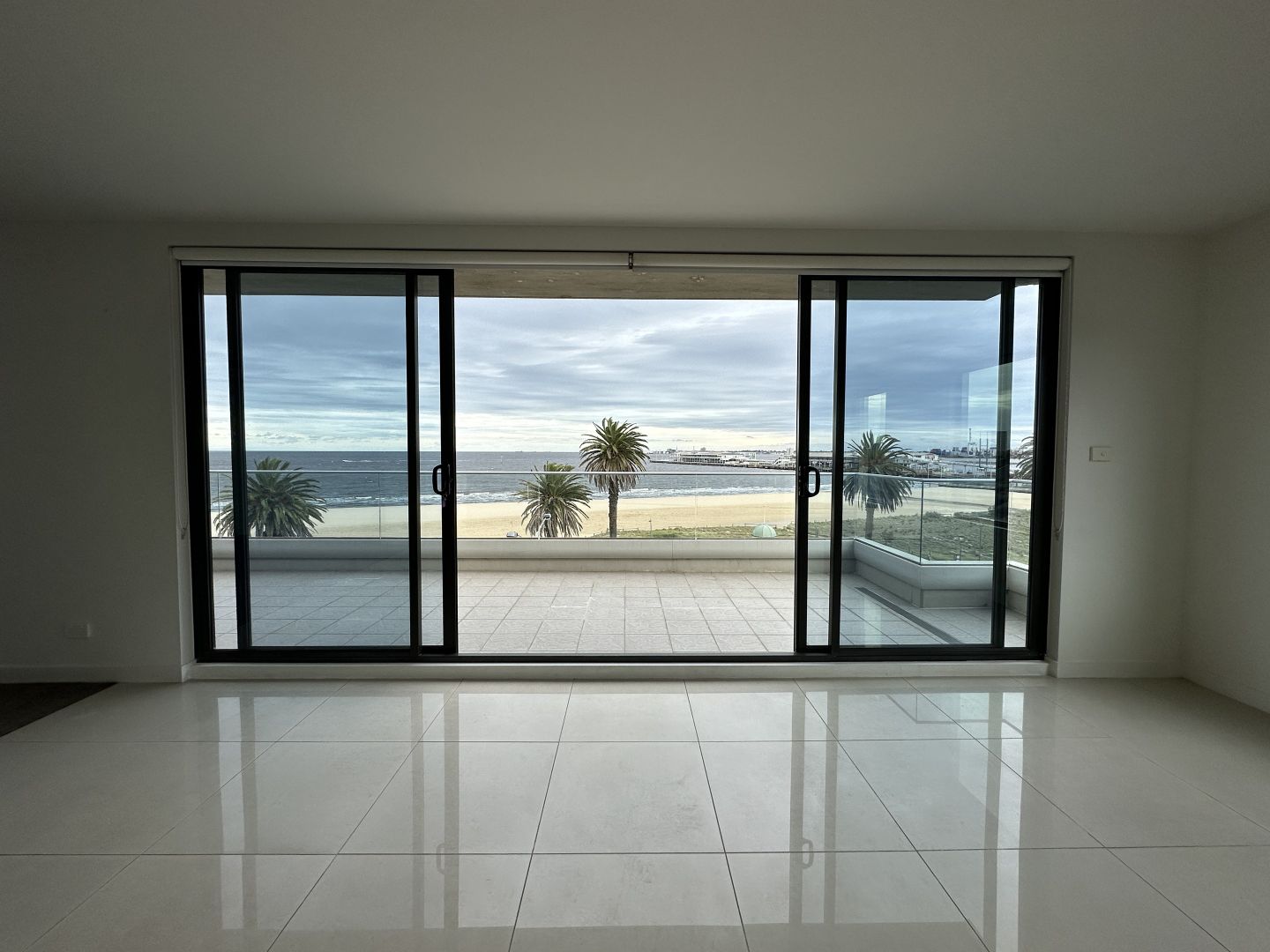 10/71 Beach Street, Port Melbourne VIC 3207 Apartment For Rent Domain