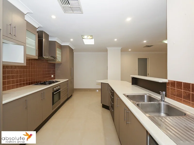 Additional image 14 of 37 Silbert Circle, Winthrop WA 6150