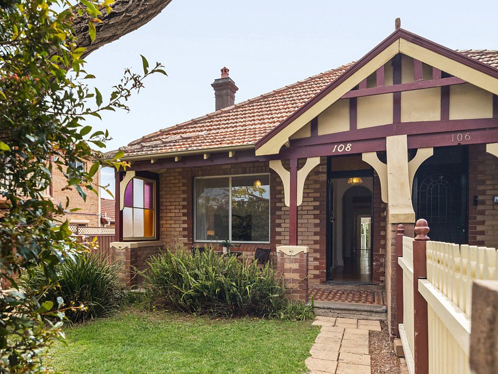 3 bedrooms House in 108 Penshurst Street PENSHURST NSW, 2222
