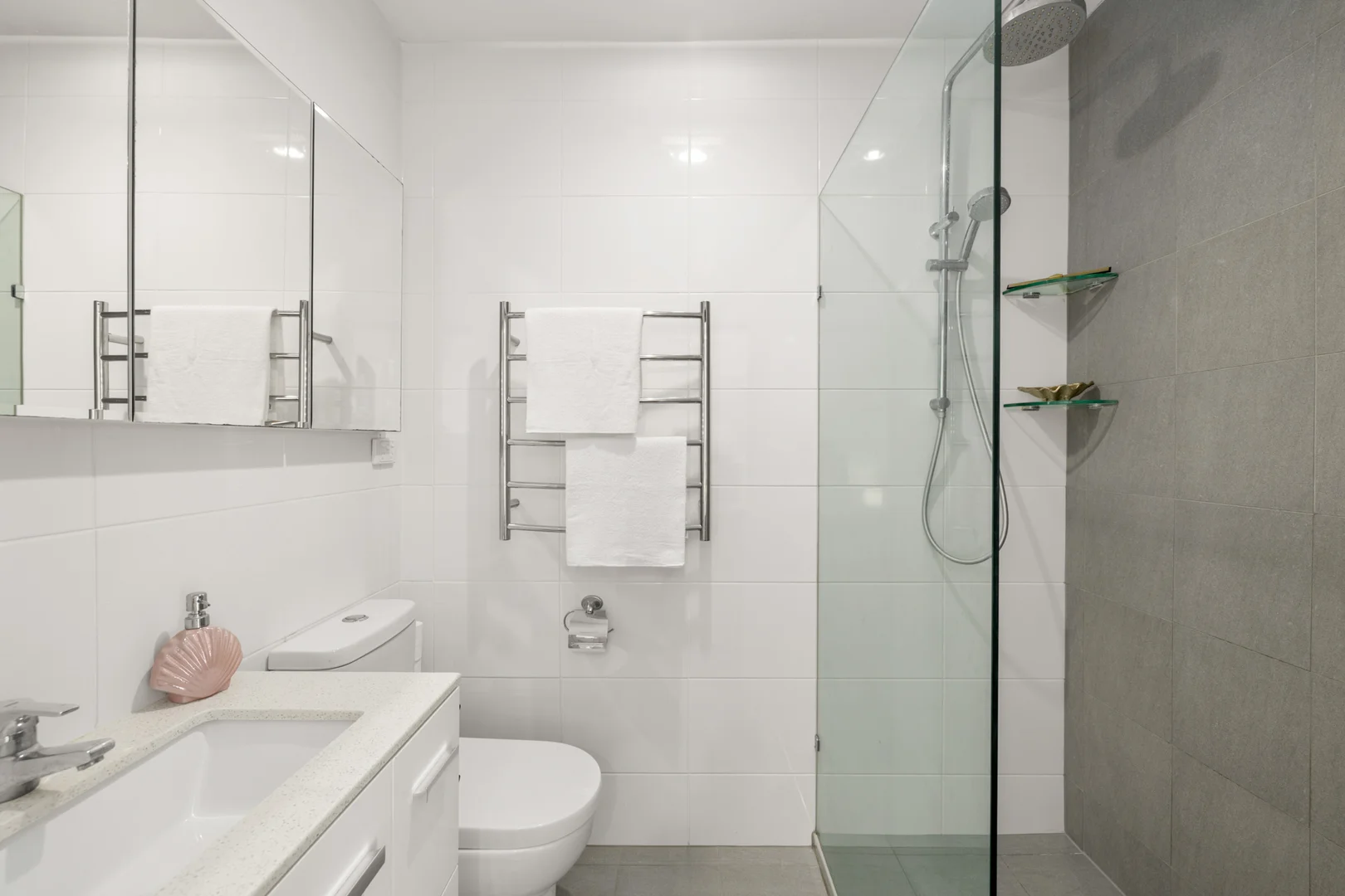 Additional image 10 of 2/226 Stratton Terrace, Manly QLD 4179