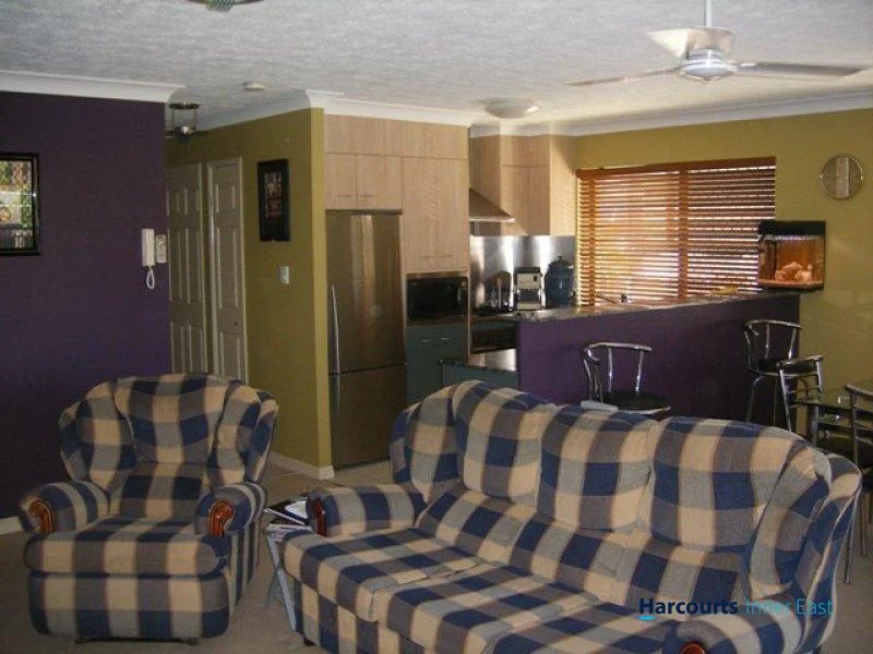 Additional image 5 of 2/157 Riding Road, Balmoral QLD 4171