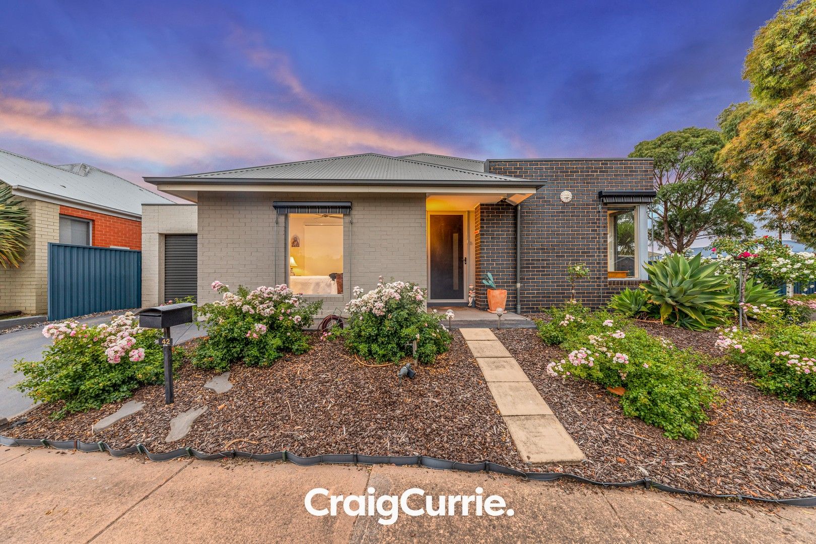 42 Stringy Bark Circuit, Pakenham VIC 3810, Image 0