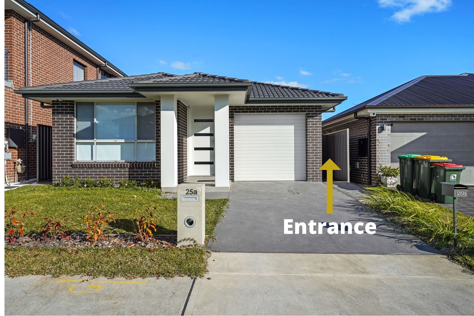 25b Ditzell Street, Catherine Field NSW 2557 House For Rent 420