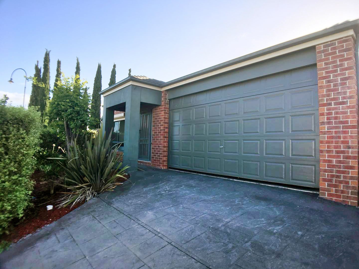 3 bedrooms House in 3 Breakwater Crescent POINT COOK VIC, 3030