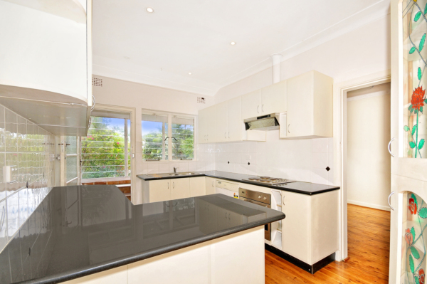 207 Eastern Valley Way, Middle Cove NSW 2068