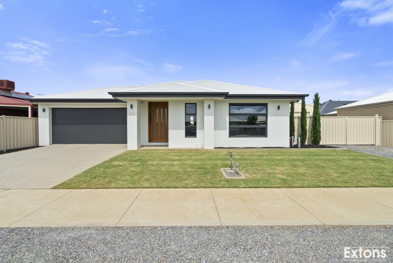 3 bedrooms House in 19 Alexander Street YARRAWONGA VIC, 3730