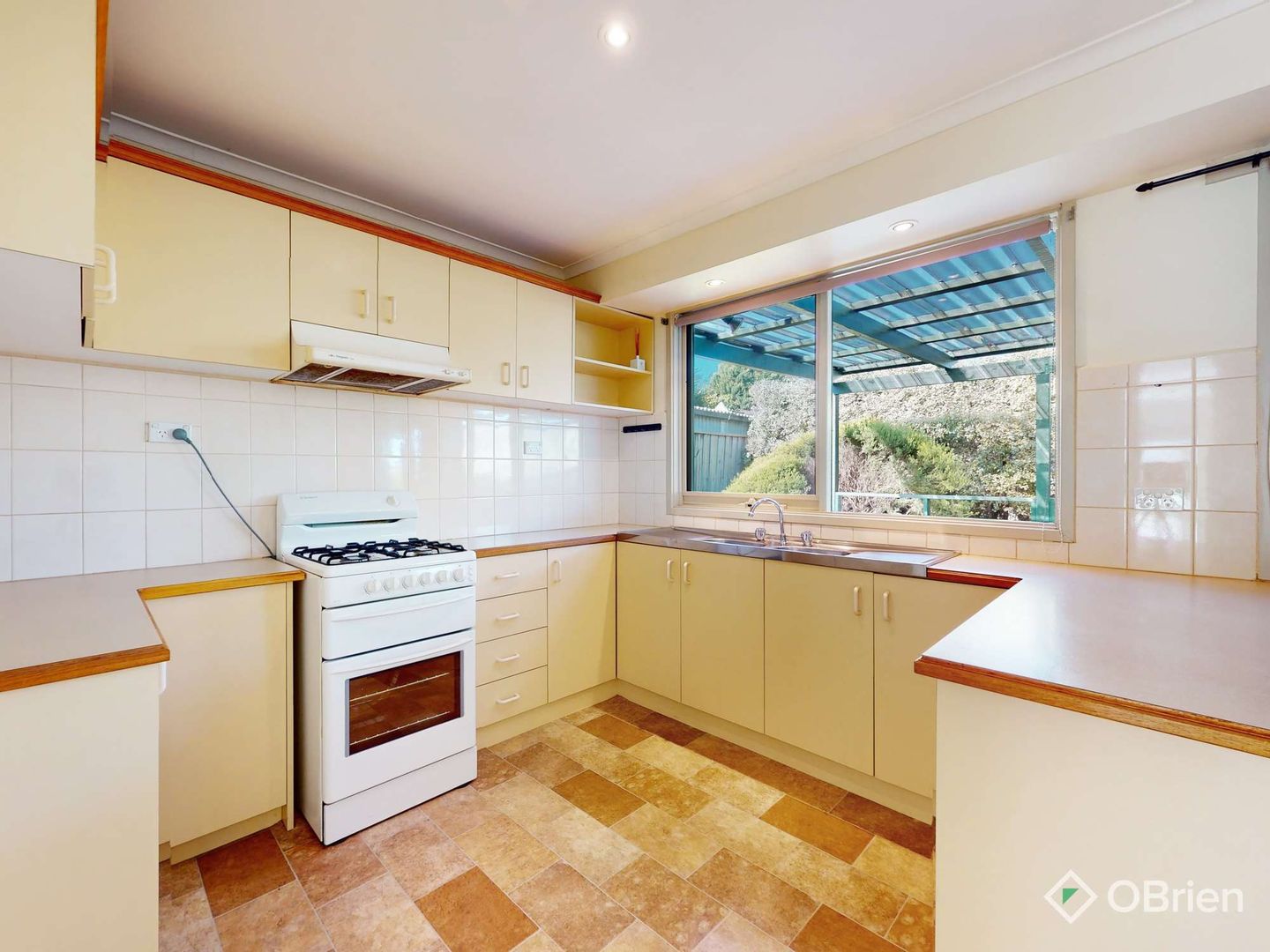 7 St James Court, Narre Warren VIC 3805 House For Rent 450 Domain