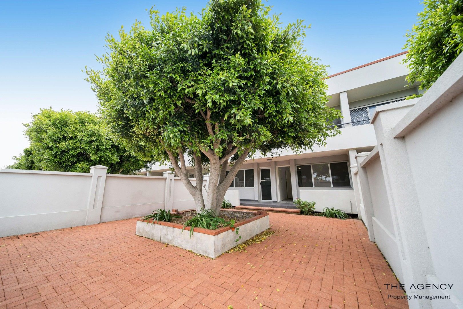 2 bedrooms House in 2/14 Bardolph Road SPEARWOOD WA, 6163