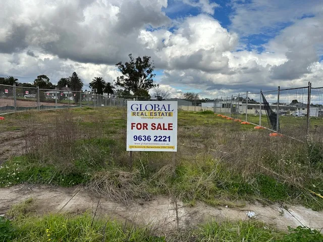 Ready to Build, Austral