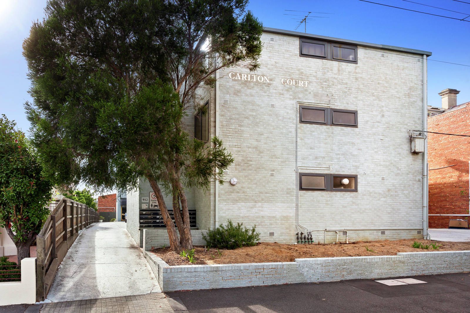 2/912 Drummond Street, Carlton North VIC 3054, Image 0