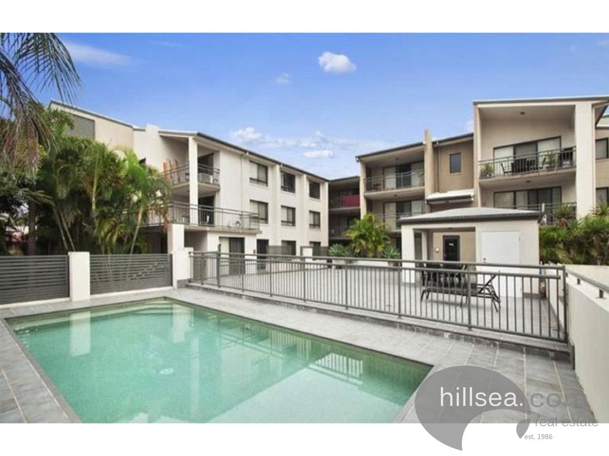 2 bedrooms Apartment / Unit / Flat in 4/46-48 Lenneberg Street SOUTHPORT QLD, 4215