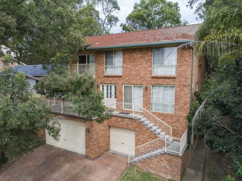 4 bedrooms House in 9 Wedmore Road EMU HEIGHTS NSW, 2750