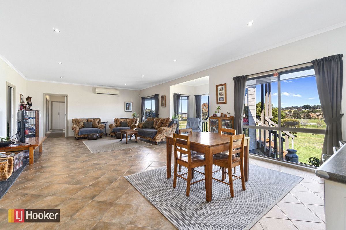 16 McMeekins Road, Swan Reach VIC 3903, Image 1