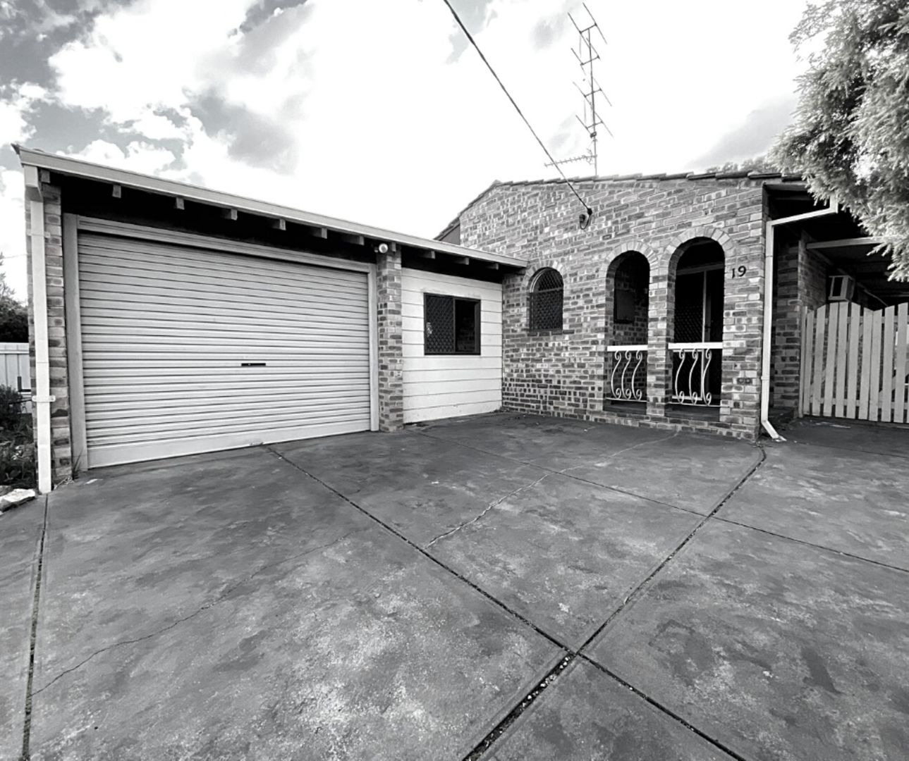 3 bedrooms House in 19 Tamplin Street NORTHAM WA, 6401