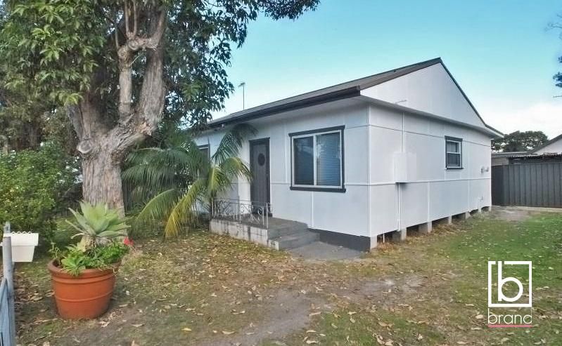 2 bedrooms House in 4 Dunleigh Street TOUKLEY NSW, 2263