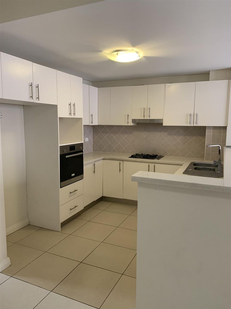 2 bedrooms Apartment / Unit / Flat in 3/9-11 Kleins Road NORTHMEAD NSW, 2152