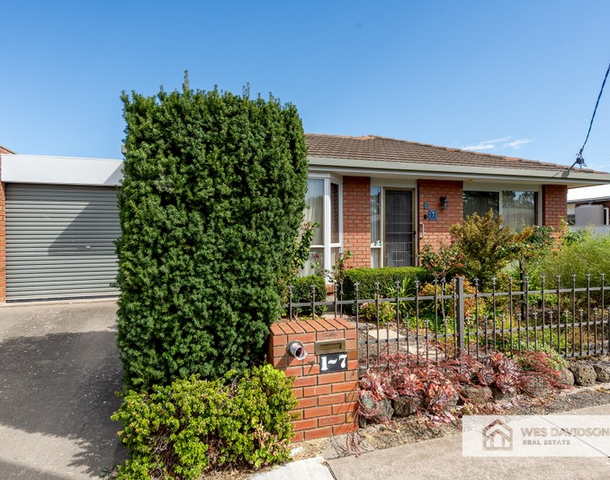 1/7 Selkirk Drive, Horsham VIC 3400