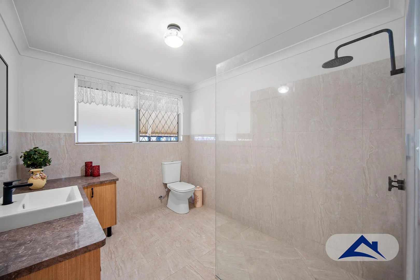 Additional image 15 of 5 Bayview Street, Bayview Heights QLD 4868