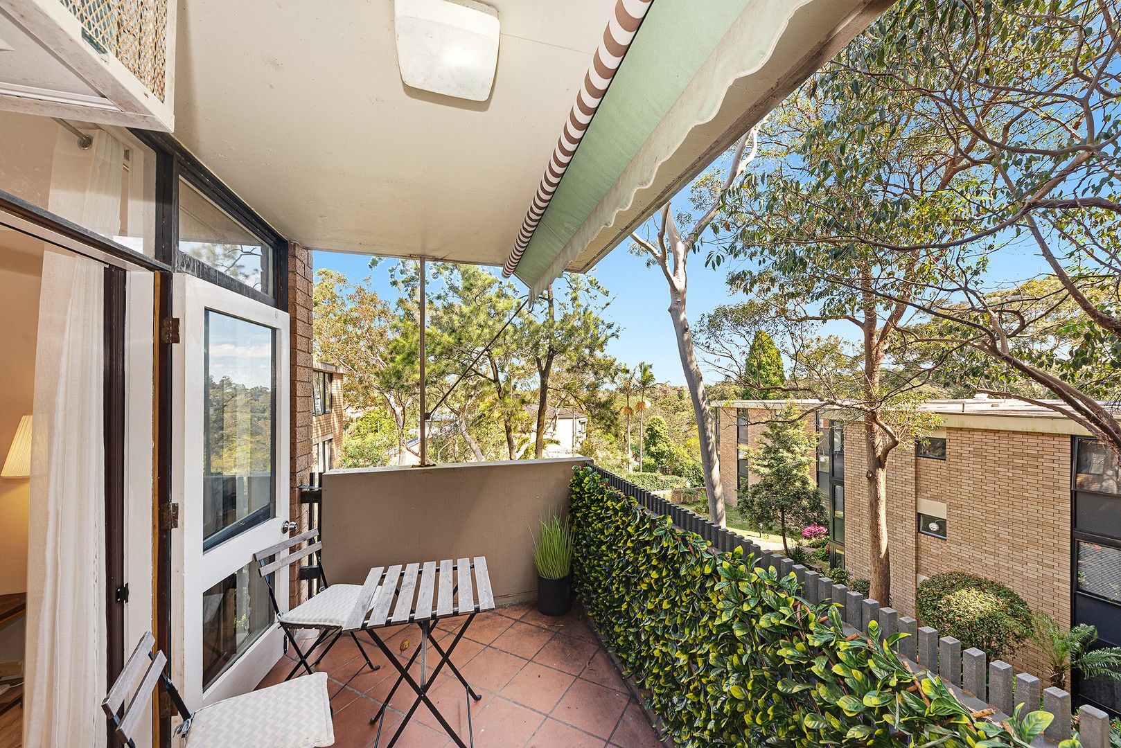 2 bedrooms Apartment / Unit / Flat in 22/299 Burns Bay Road LANE COVE NSW, 2066