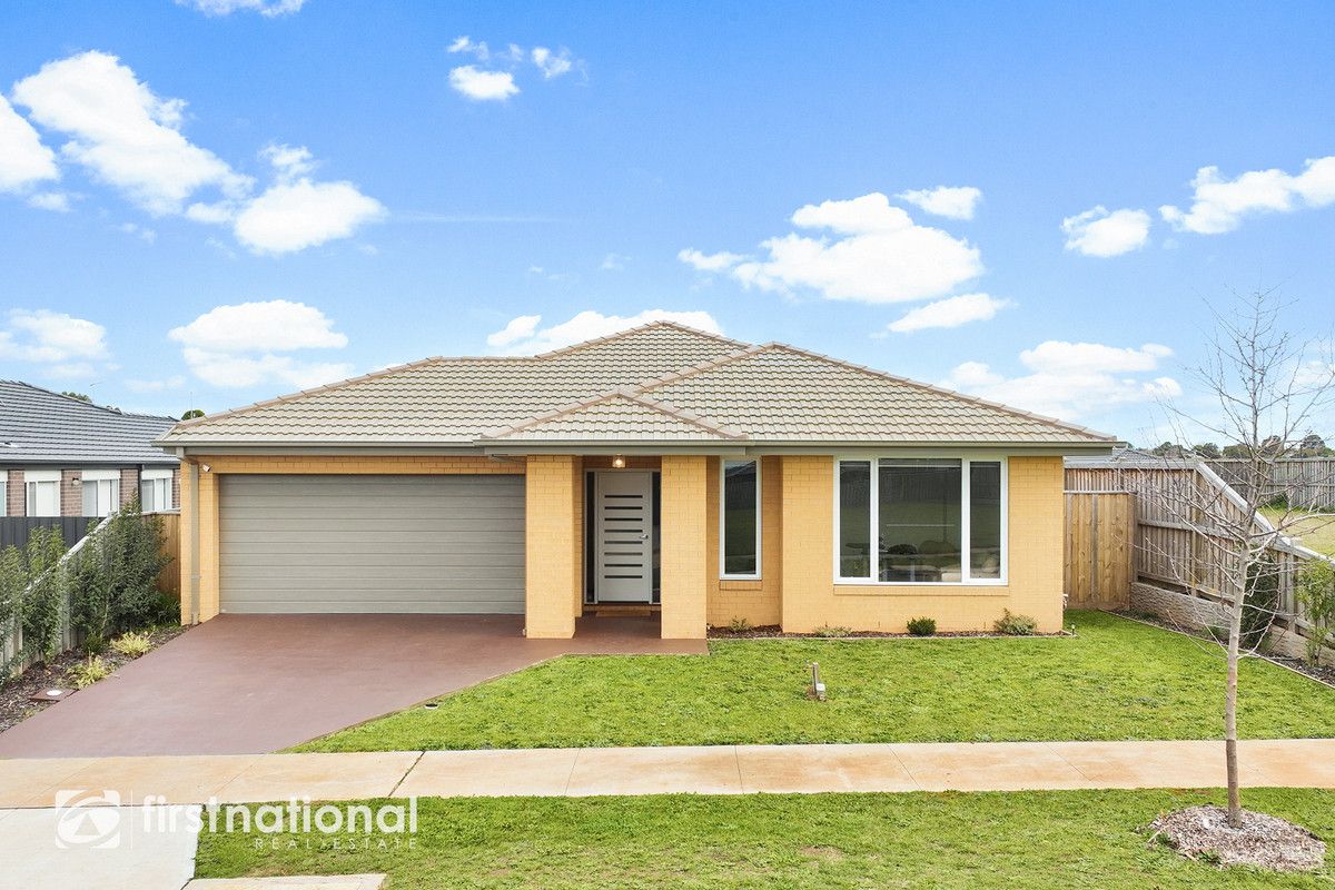 8 Kurrajong Road, Warragul VIC 3820, Image 0