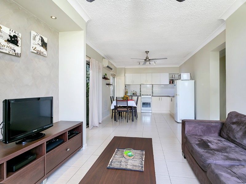 2/281 Lake Street, Cairns North QLD 4870, Image 0