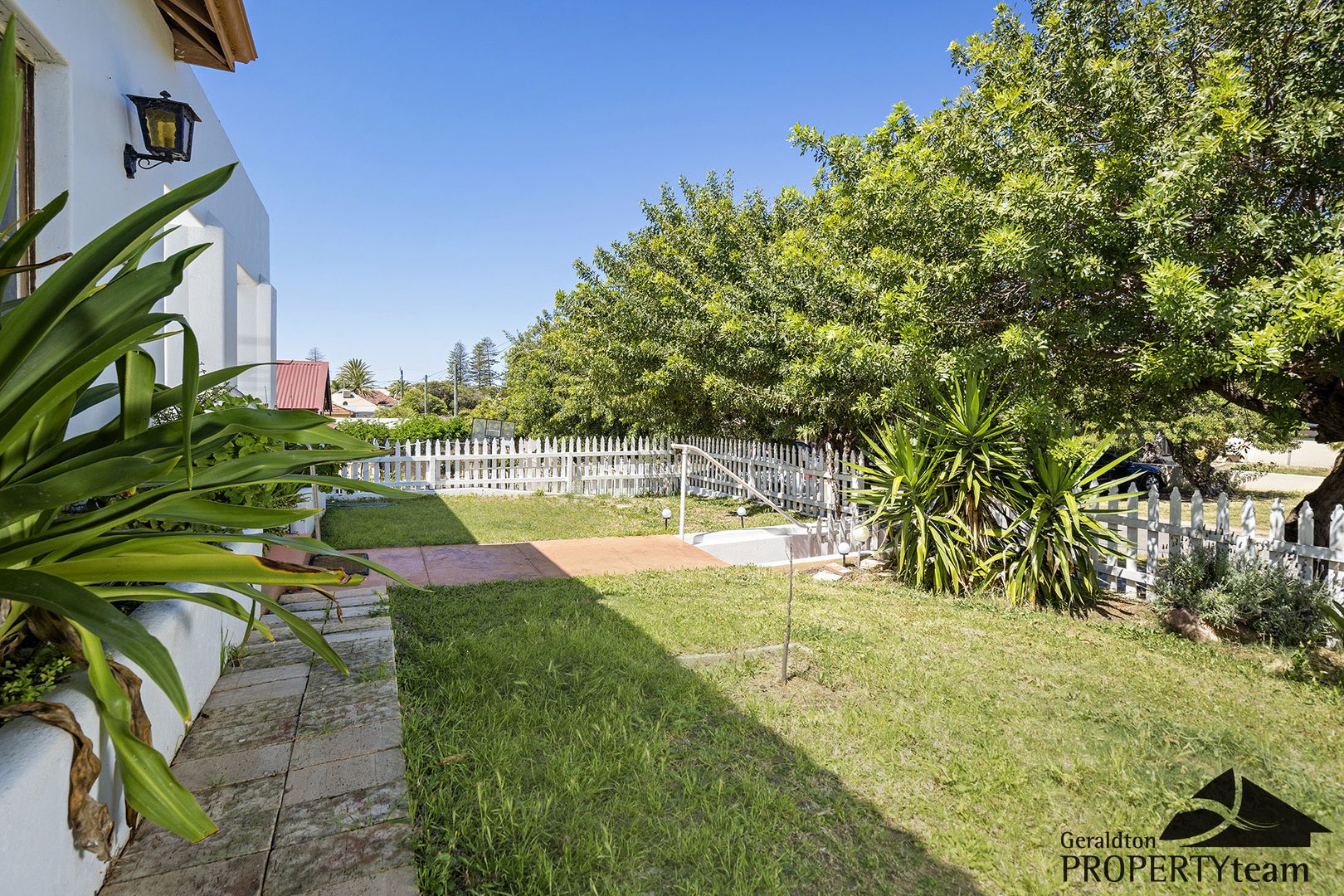 10 Grant Street, Beachlands WA 6530, Image 1