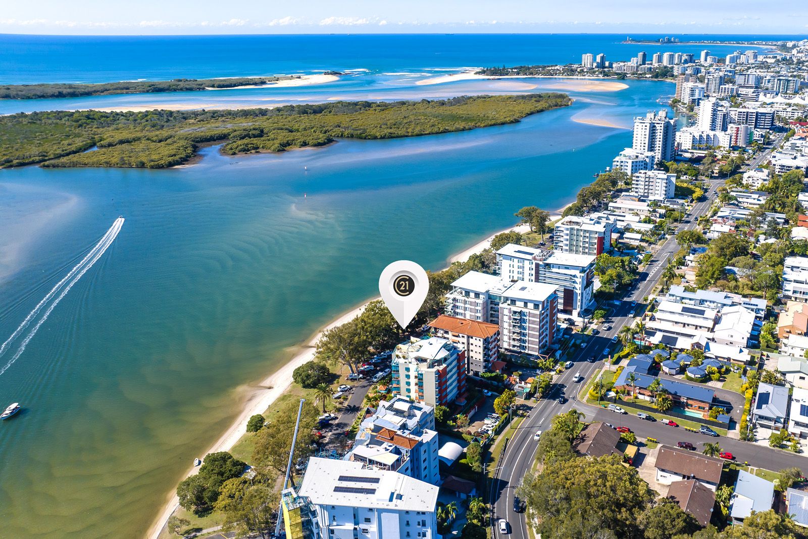 2 bedrooms Apartment / Unit / Flat in 4/18-22 Picnic Point Esplanade MAROOCHYDORE QLD, 4558