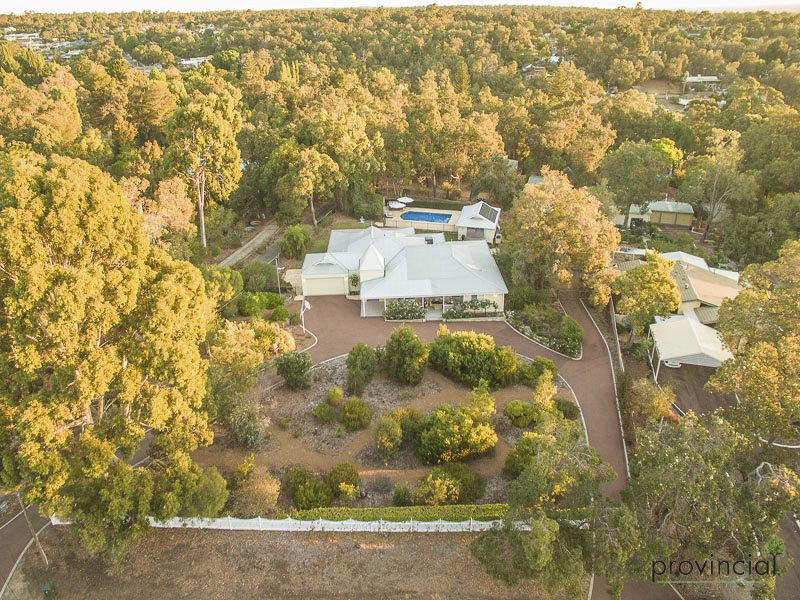 17 Parke Road, Gooseberry Hill WA 6076, Image 2