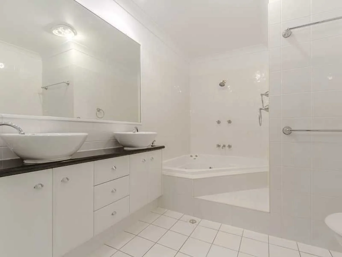 Additional image 11 of 29/2 Ridgeline Way, Highland Park QLD 4211