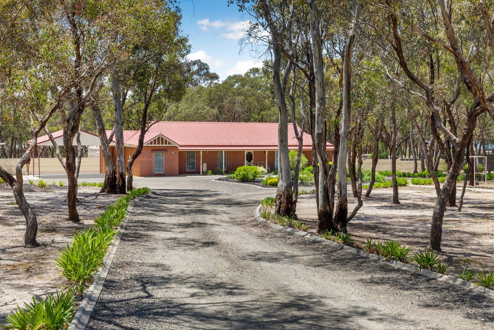 11 Tandarri Road, Junortoun VIC 3551 House for Sale Domain