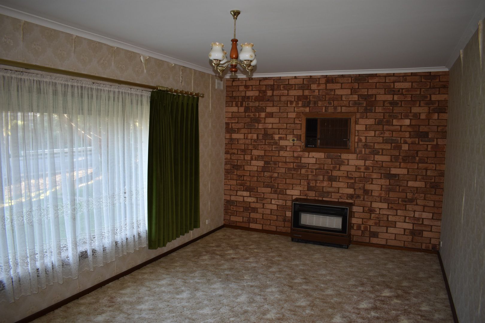 1 Taralga Road, O'Sullivan Beach SA 5166 House For Rent Domain