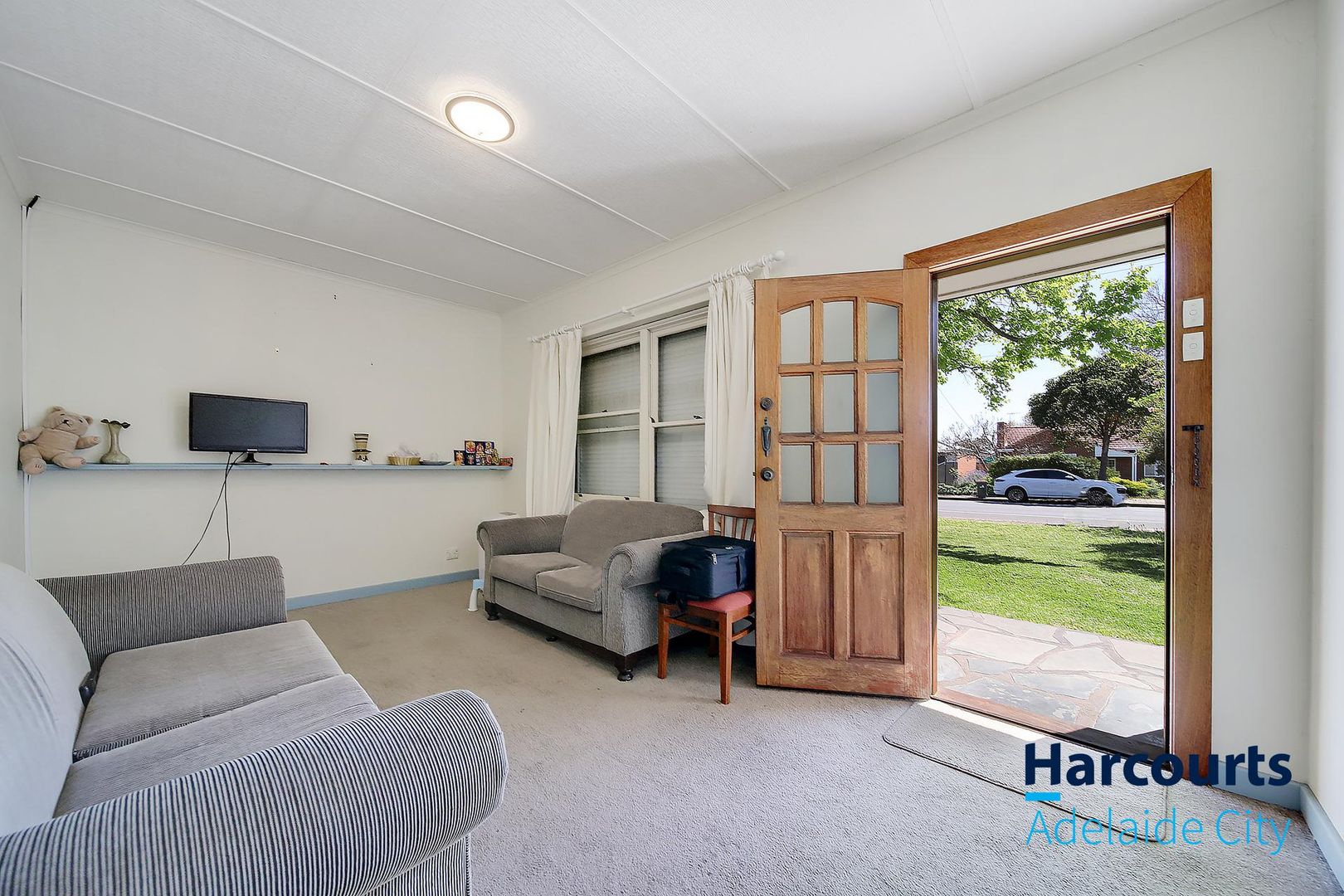 143 Raglan Avenue, South Plympton SA 5038, Image 2