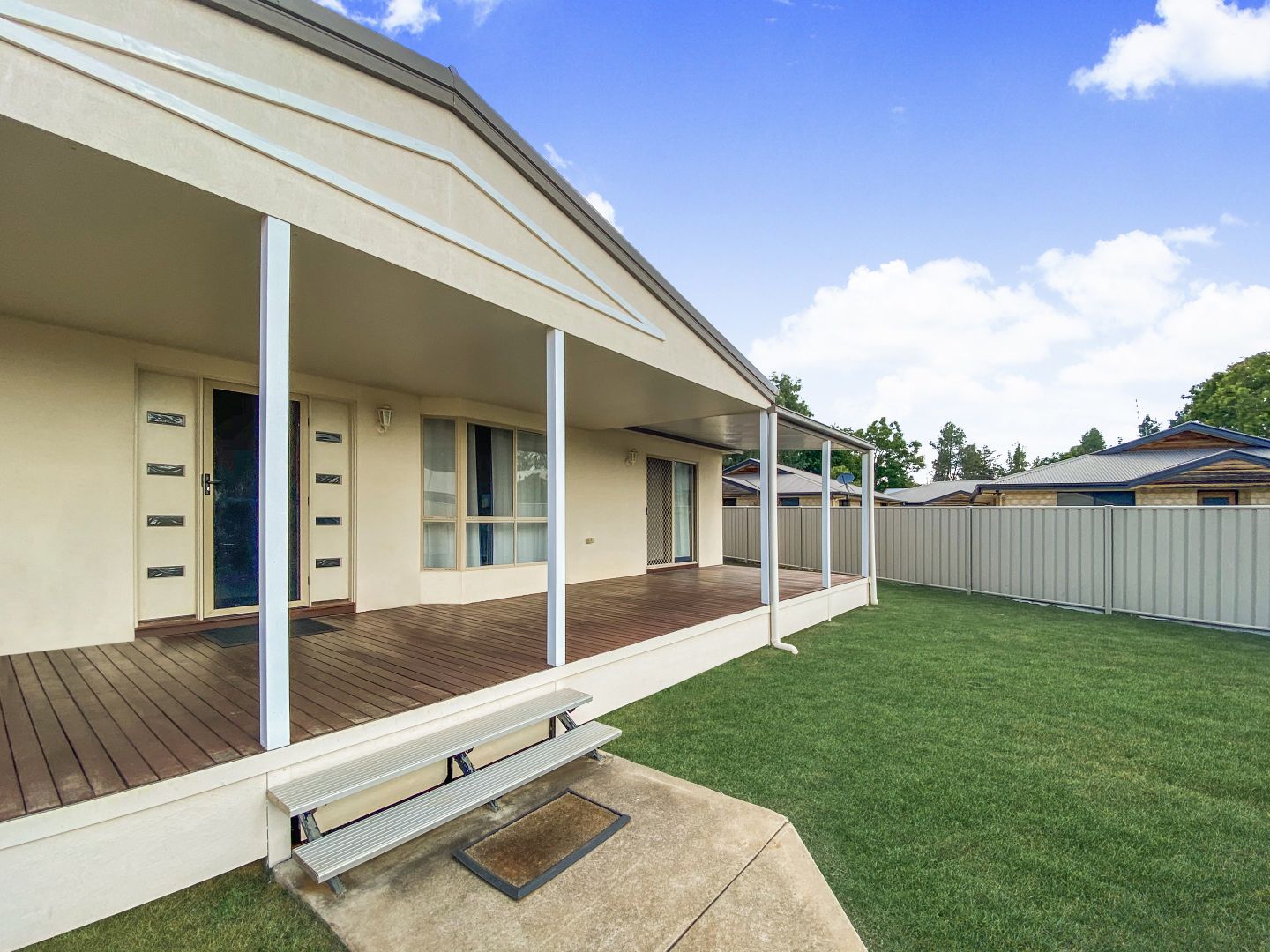 11 Davidson Court, Chinchilla QLD 4413, Image 1