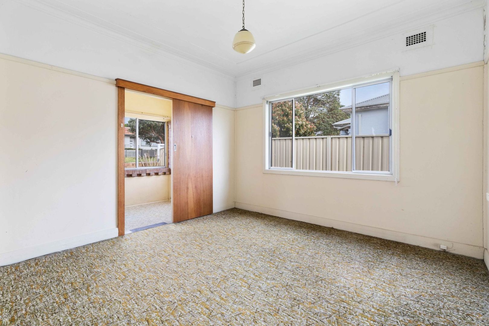 25 Neville Street, Rutherford NSW 2320, Image 2