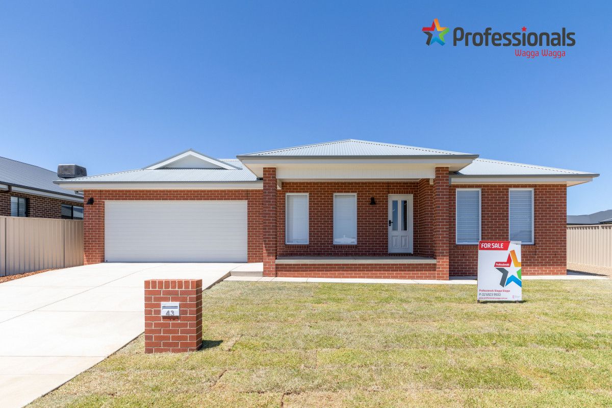 43 Paradise Drive, Gobbagombalin NSW 2650, Image 1