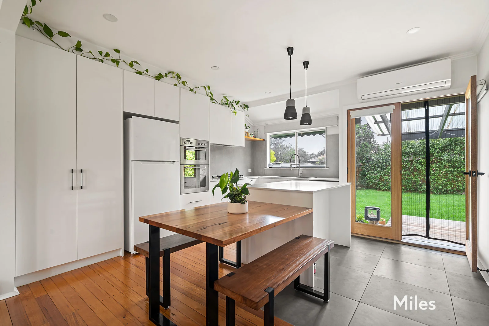 10 Wordsworth Avenue, Heidelberg Heights VIC 3081