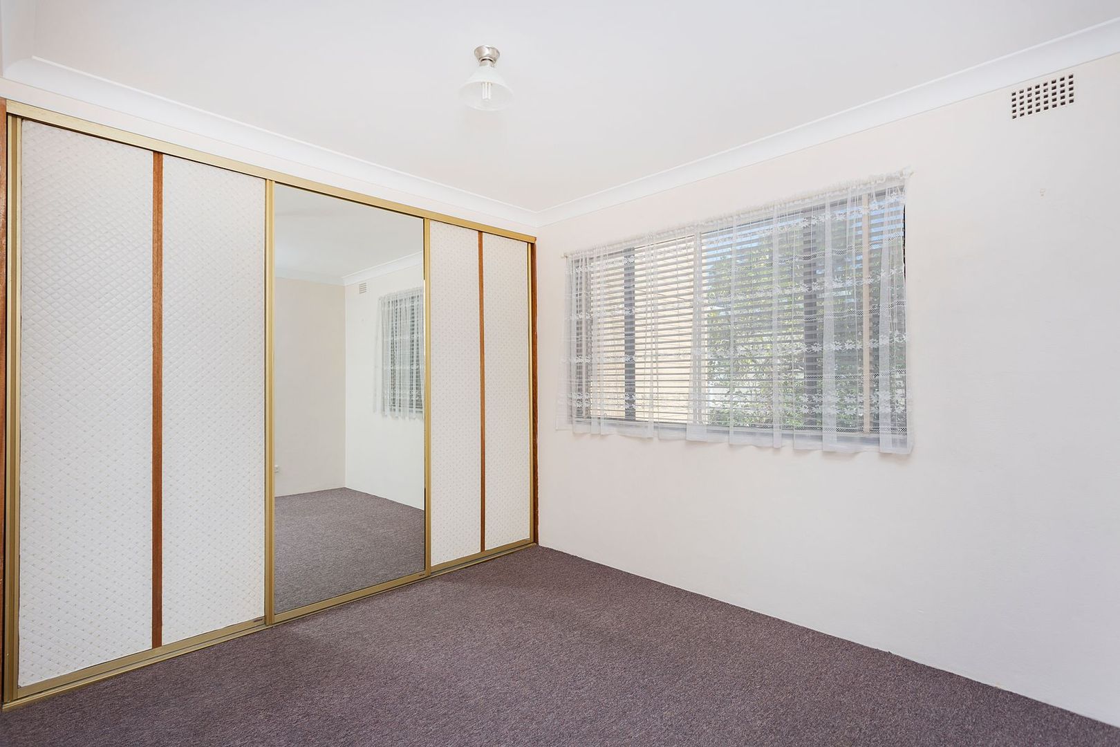 11/22 Macquarie Place, Mortdale NSW 2223, Image 2