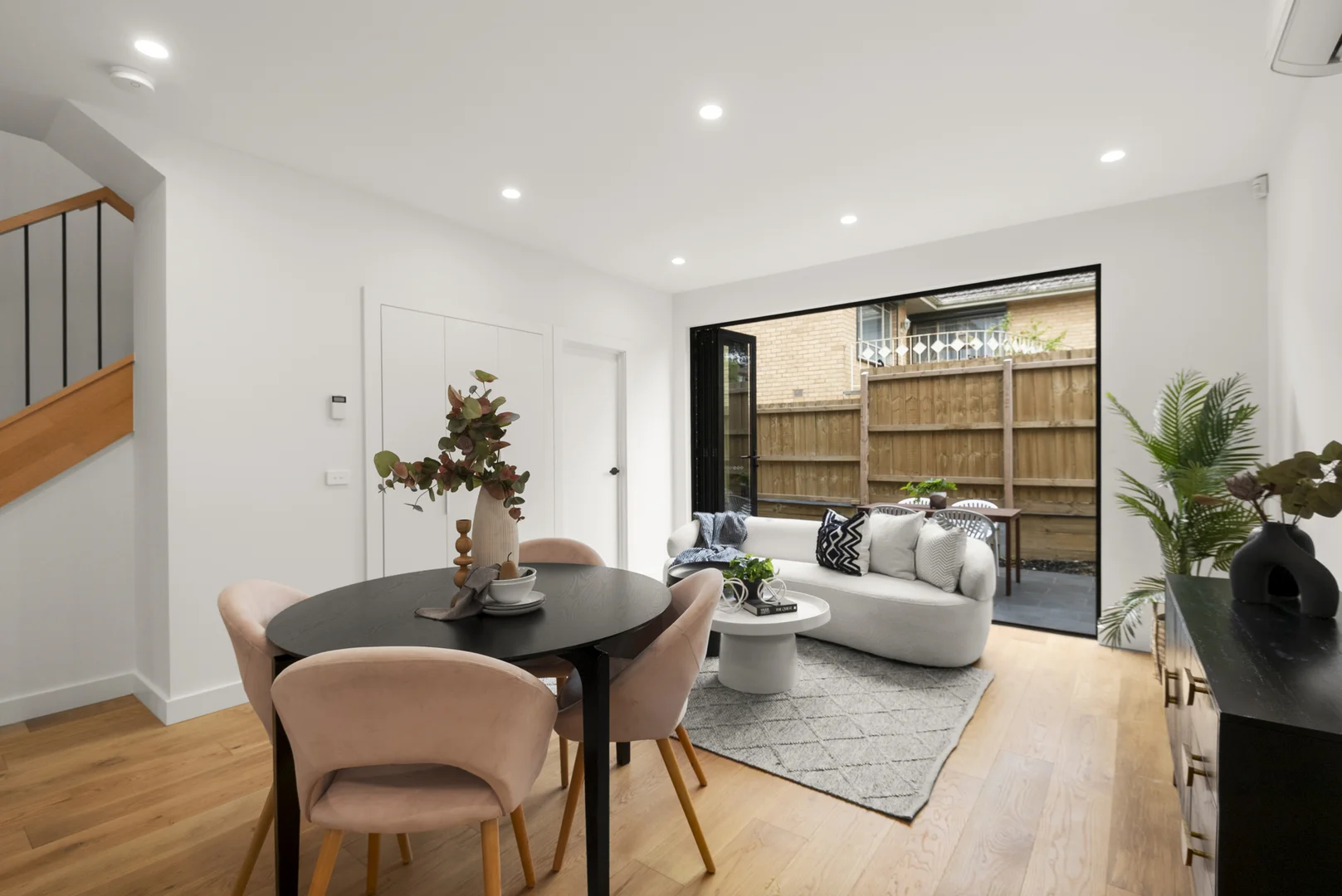 Additional image 2 of 2/337 Doncaster Road, Balwyn North VIC 3104